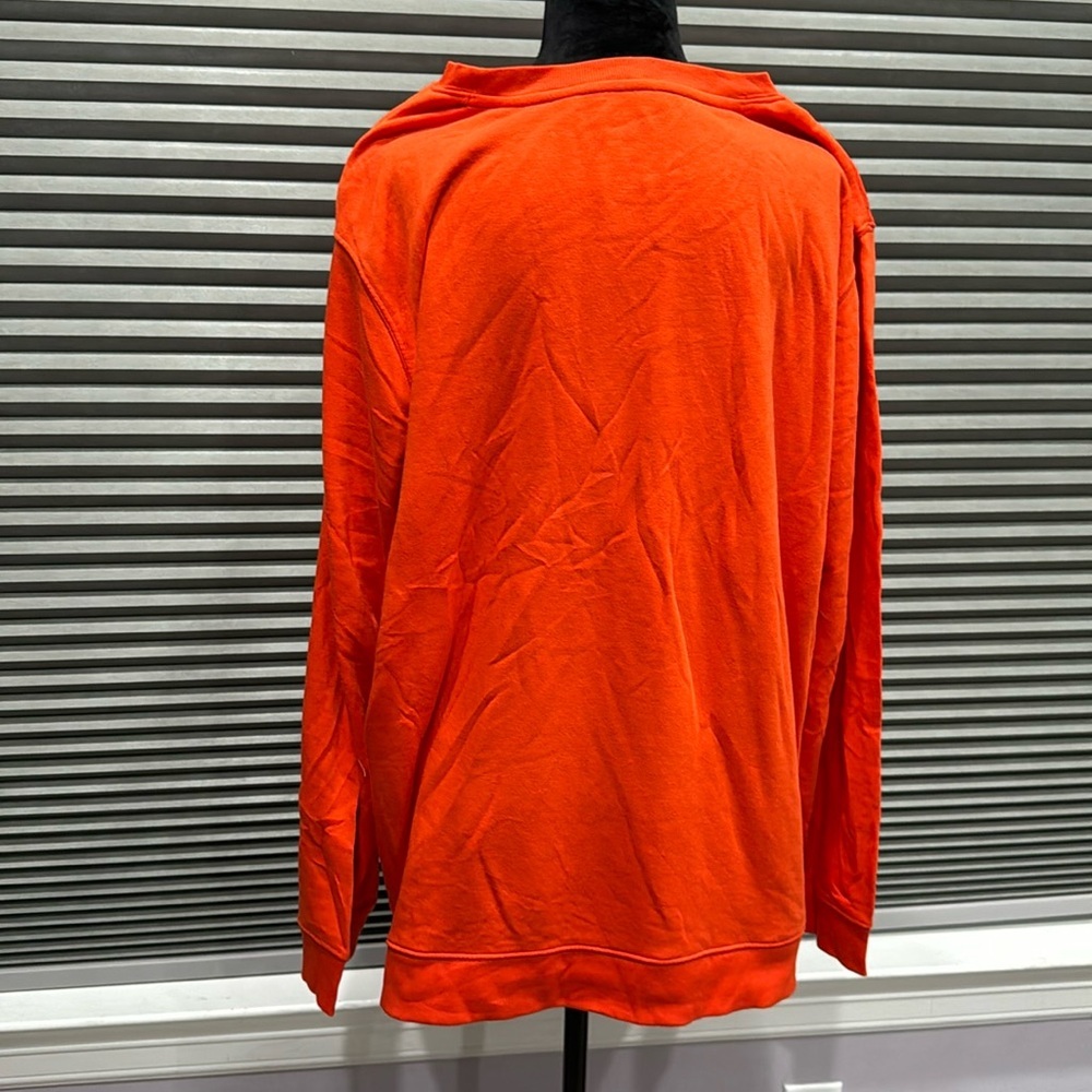 Sweatshirt - Picture 2 of 2